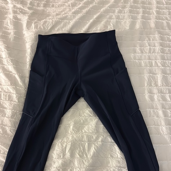 Lululemon Navy Blue Leggings - Picture 1 of 2